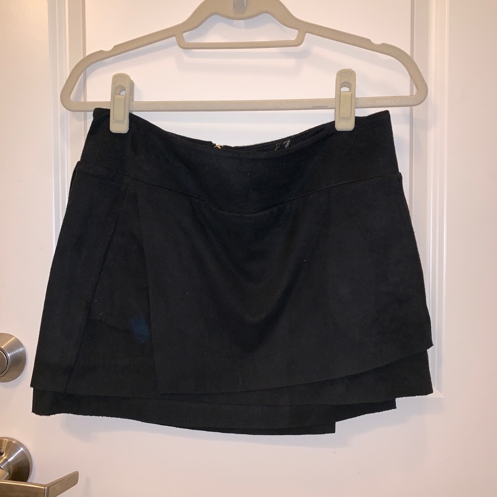 Young fabulous and broke genuine skirt